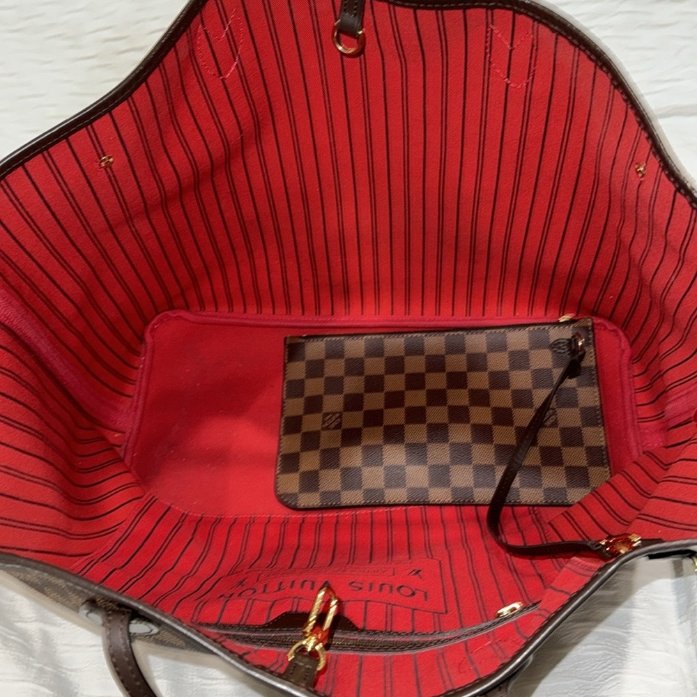 Louis Vuitton Neverfull GM Damier with Red Interior - Picture 7 of 13